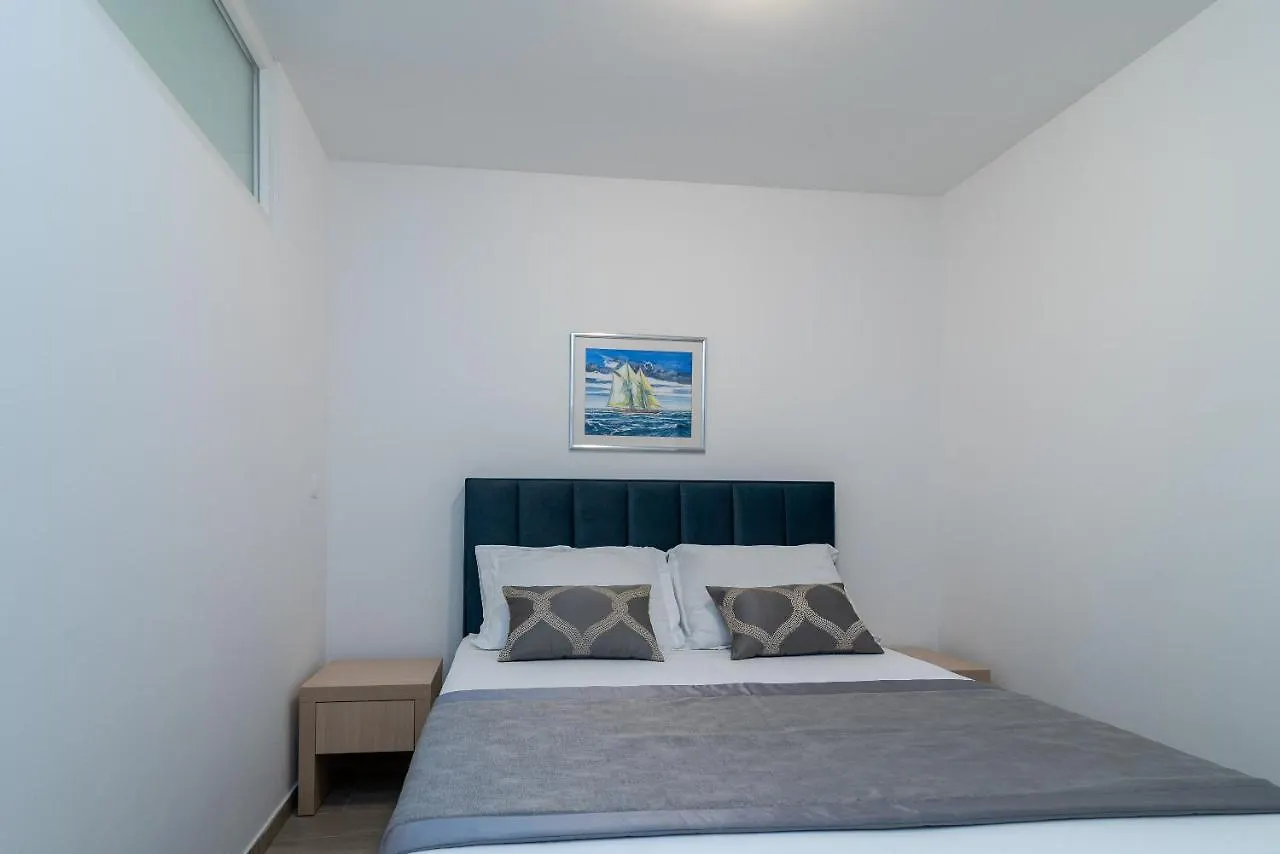 Apartments Liam تروغير 0*,