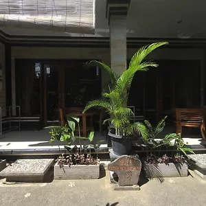 rumah-ary-homestay-spa.ubudhotelsnow.com/