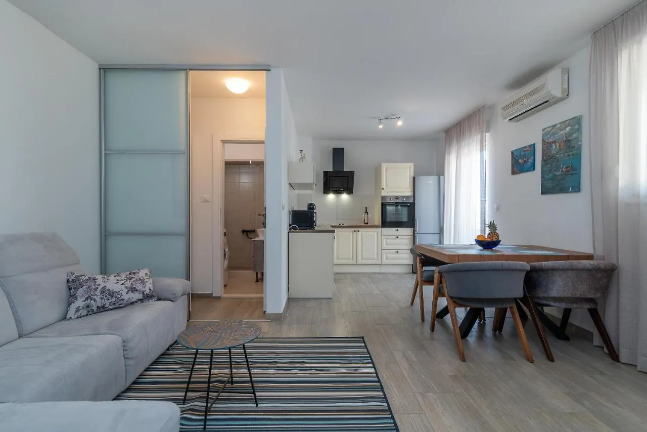 Apartments Liam Trogir