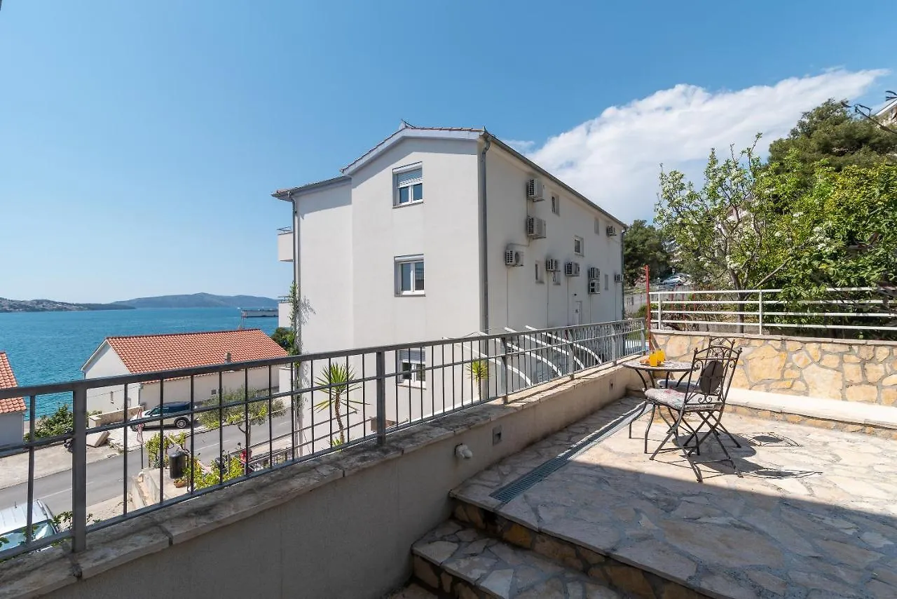 Apartments Liam Trogir