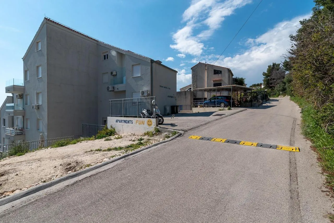 Apartments Liam Trogir 0*,  Croatia