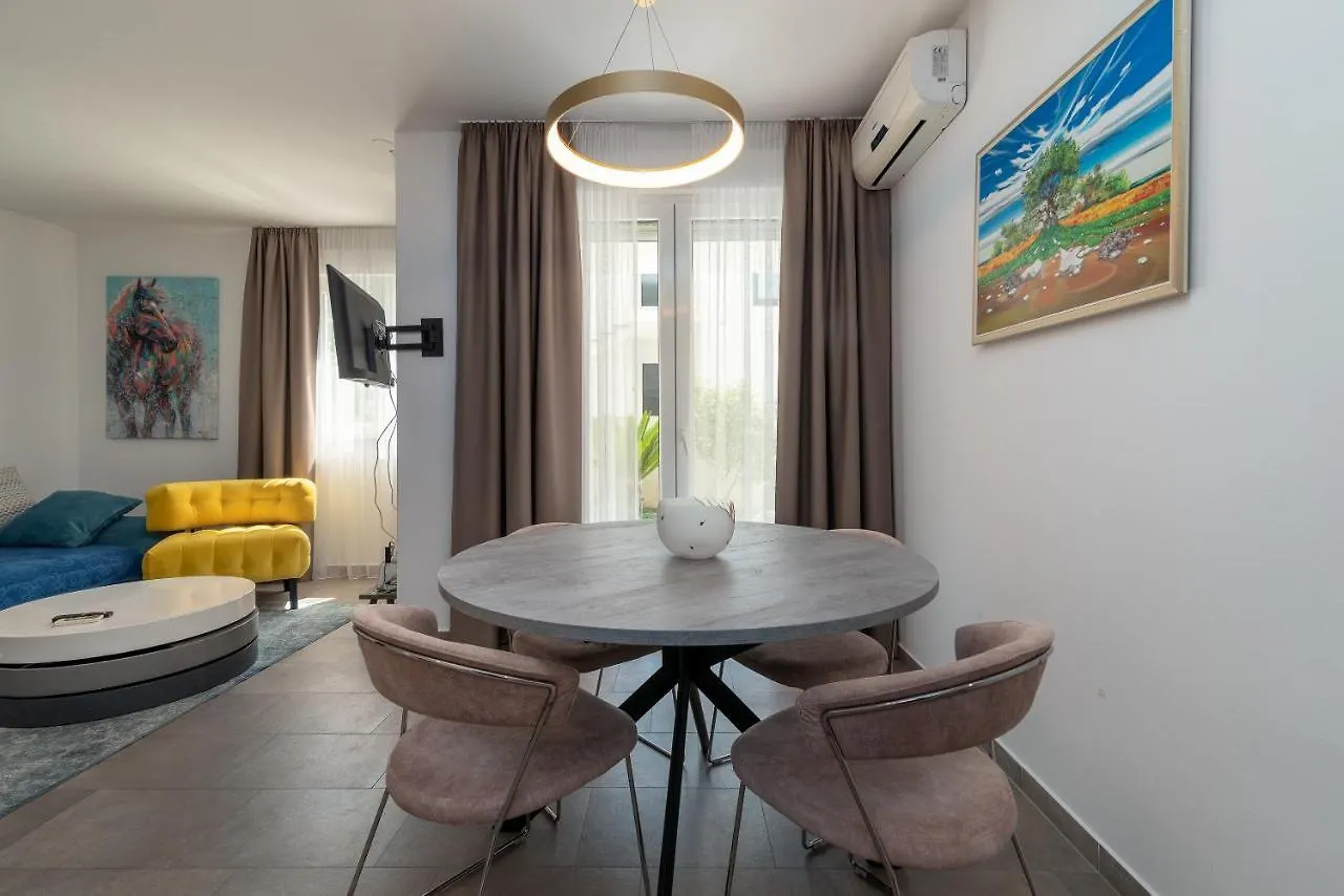 Apartments Liam Trogir Croatia