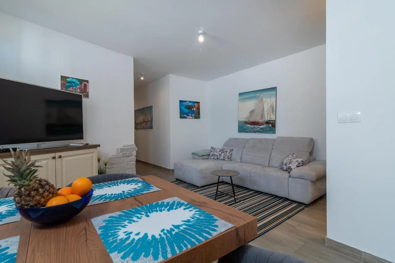 Apartments Liam Trogir